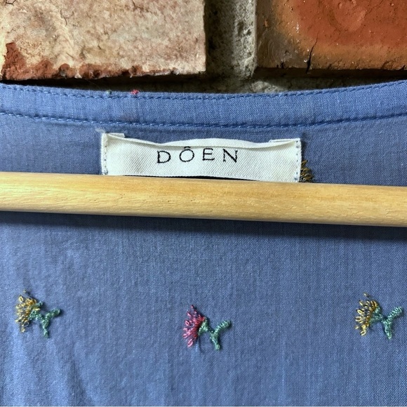 Dôen Tetra Maxi Dress Ciel Blue Carnation Embroidery Organic Cotton Puff Sleeve - Picture 6 of 10